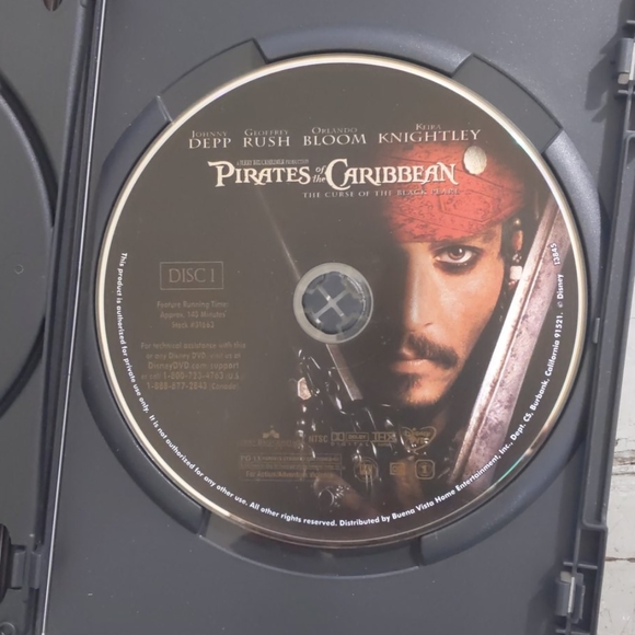 SOLD ***Pirates of the Caribbean bundle - Picture 4 of 4